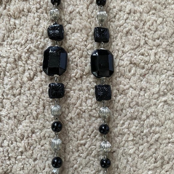 🌻 🌸 Black & Silver Chunky Long Necklace - Picture 6 of 8